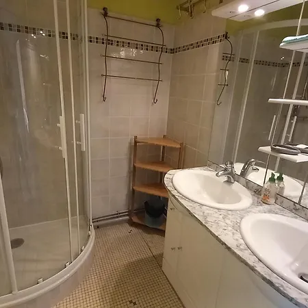 Bel 2 Chambres, Pour 6 Pers., Face Mer, A 50m De La - Fr-1-323-297 *